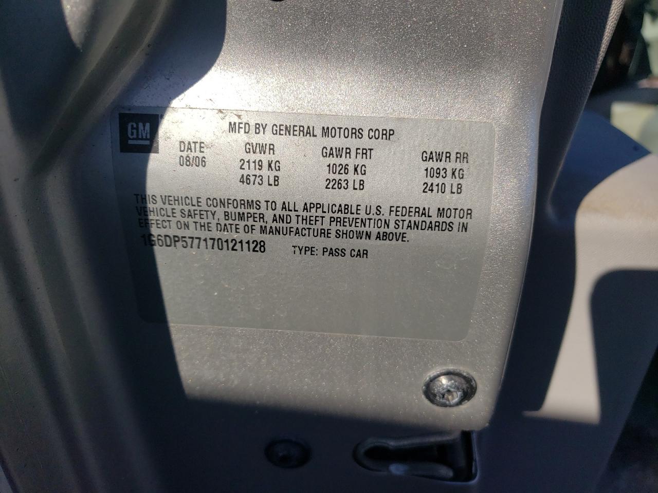 Photo 10 from auction – 2007 CADILLAC CTS HI FEA with VIN 1G6DP577170121128
