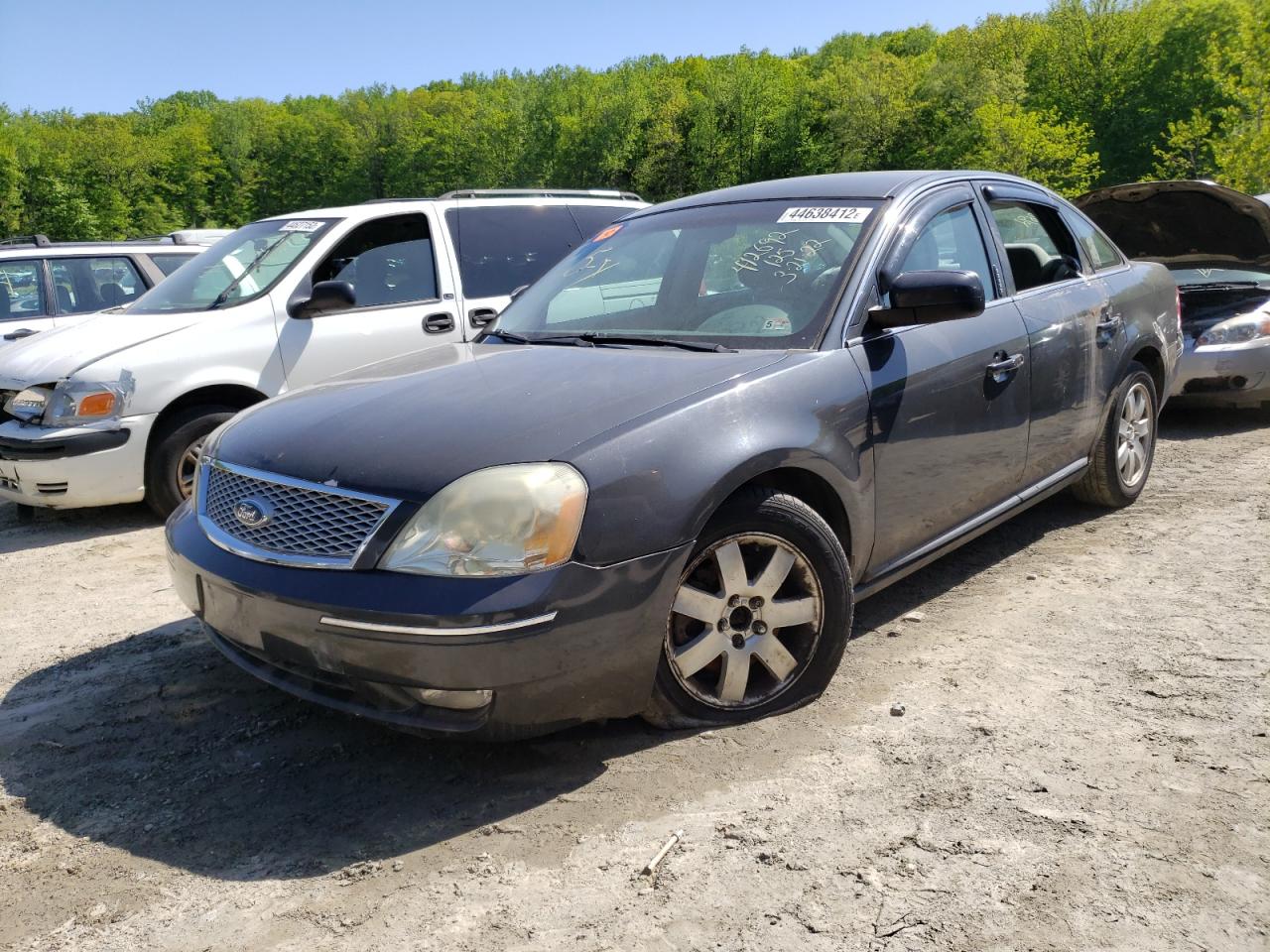 Photo 2 from auction – 2007 FORD FIVE HUNDR with VIN 1FAHP24187G136297