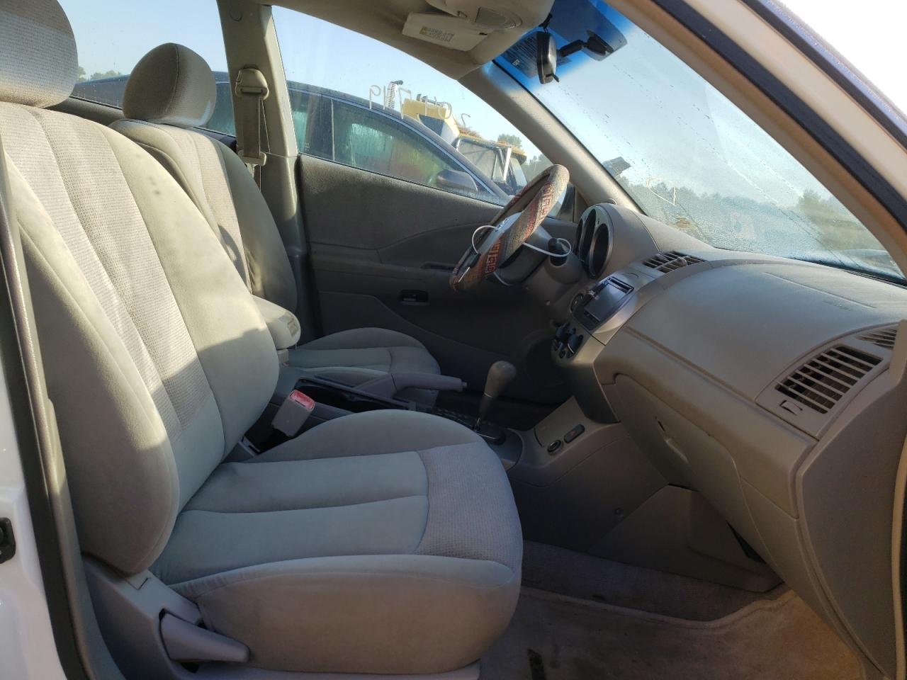 Photo 5 from auction – 2004 NISSAN ALTIMA BAS with VIN 1N4AL11D14C101187