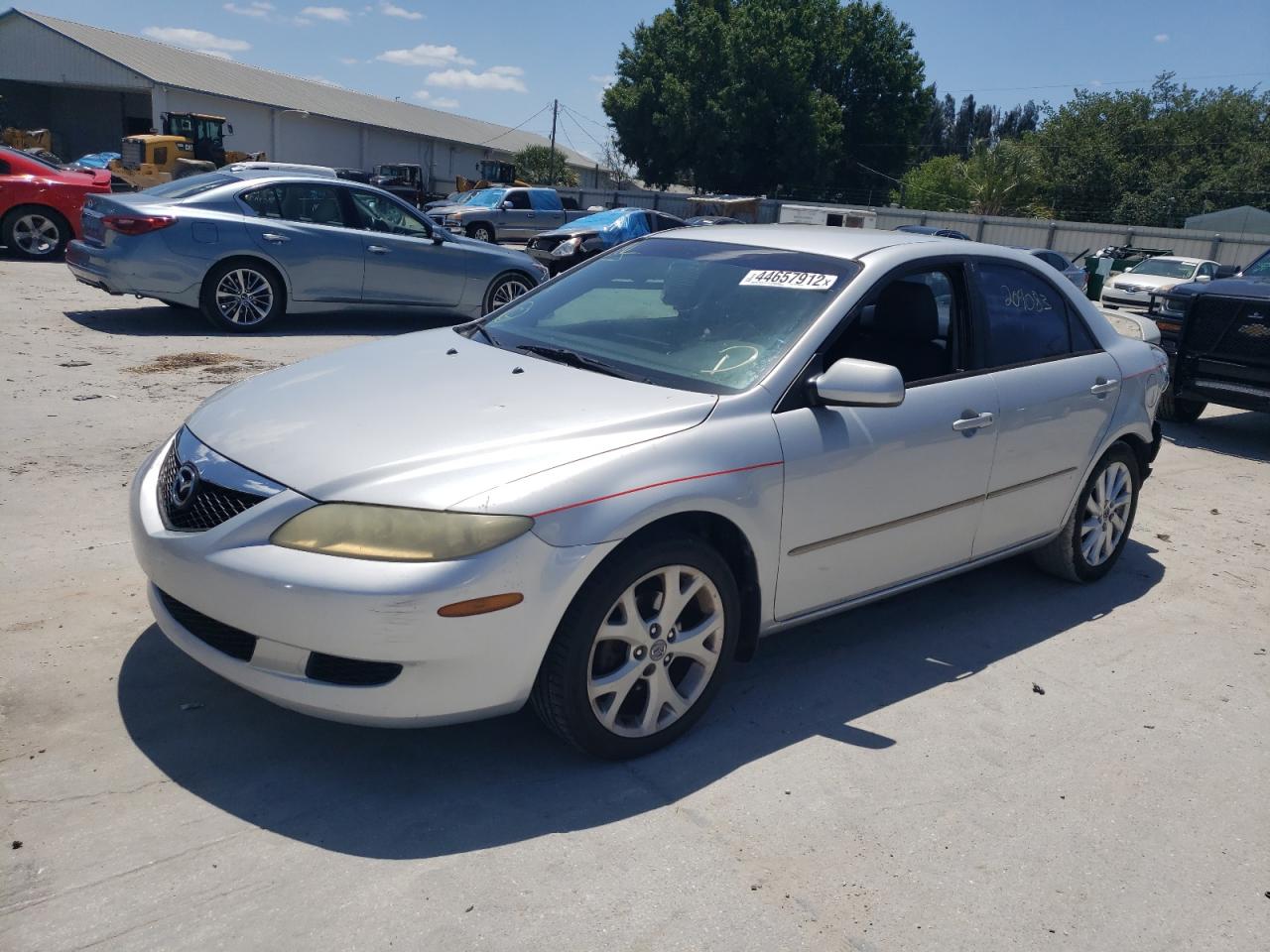 Photo 2 from auction – 2005 MAZDA 6 I with VIN 1YVFP80C555M60211