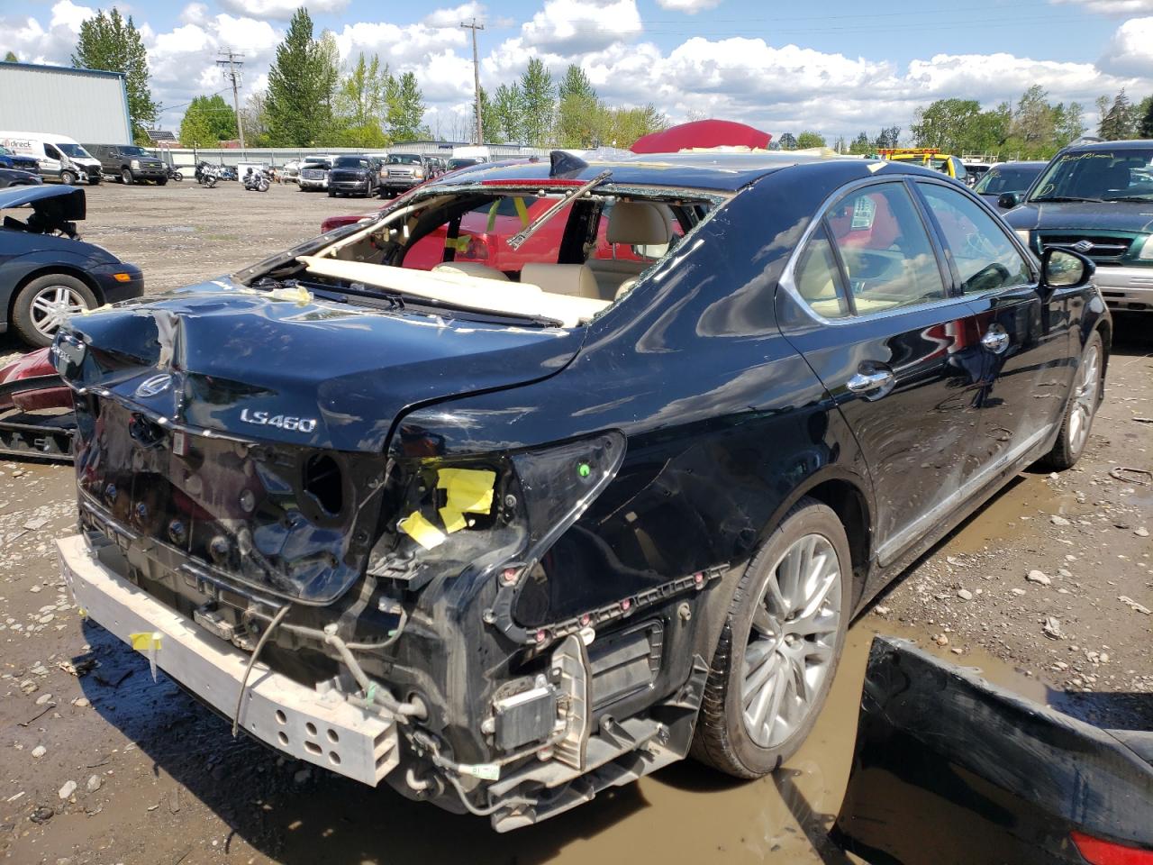 Photo 4 from auction – 2014 LEXUS LS 460 with VIN JTHBL5EF7E5130098