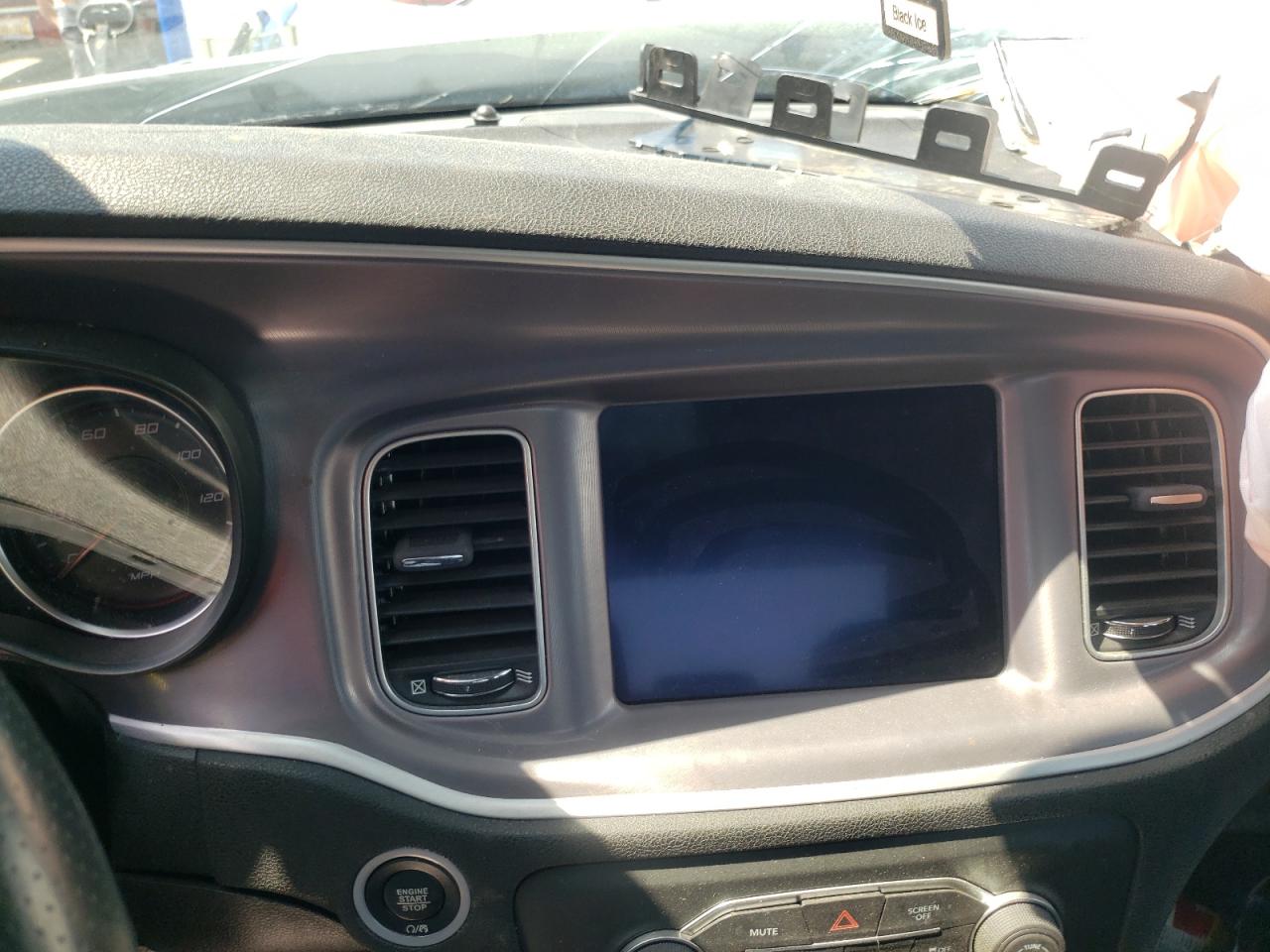 Photo 9 from auction – 2019 DODGE CHARGER SX with VIN 2C3CDXJGXKH674990