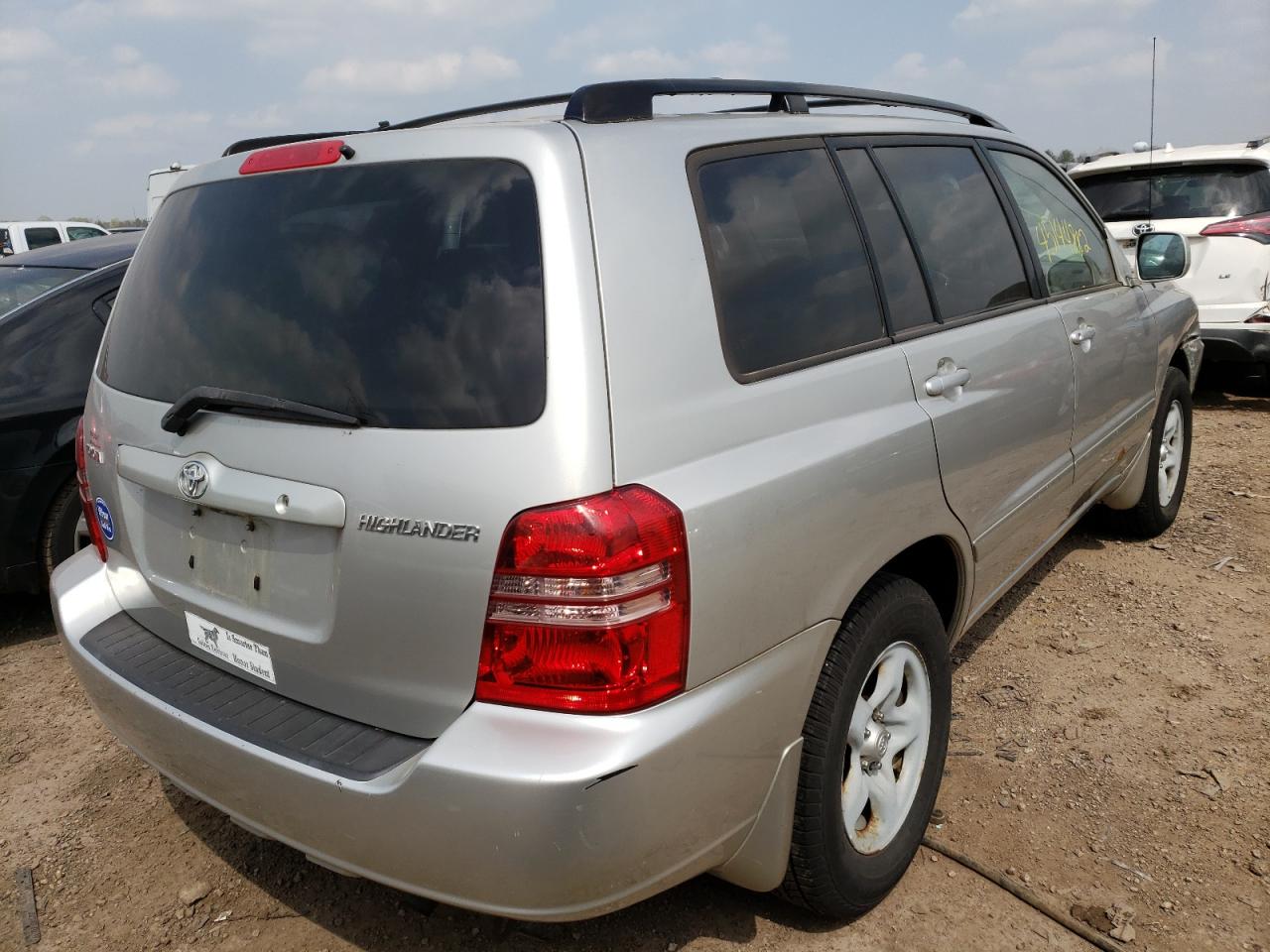 Photo 4 from auction – 2002 TOYOTA HIGHLANDER with VIN JTEGD21A920035205
