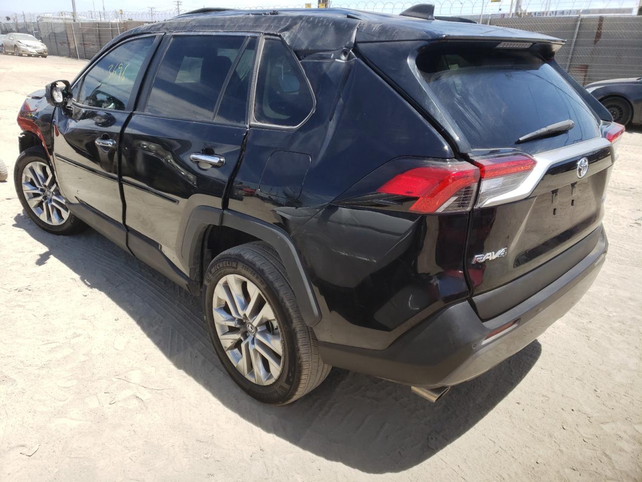 Photo 3 from auction – 2021 TOYOTA RAV4 LIMIT with VIN 2T3Y1RFVXMC108202