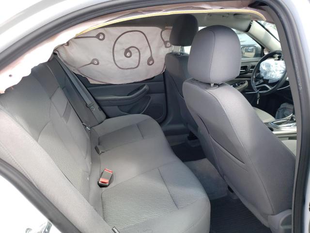 Photo 6 from auction – 2013 CHEVROLET MALIBU LS with VIN 1G11B5SA4DF217225