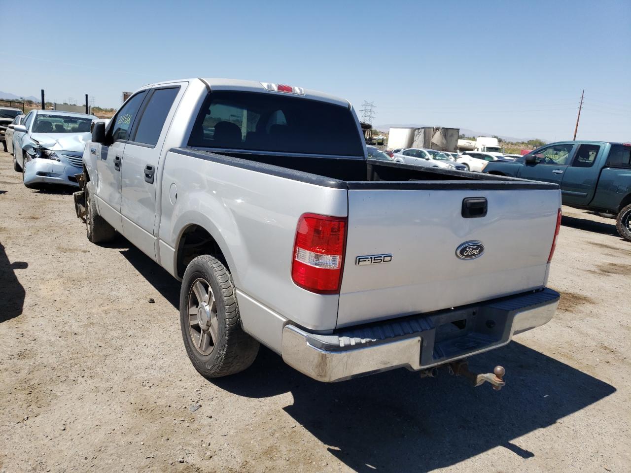 Photo 3 from auction – 2004 FORD F150 SUPER with VIN 1FTRW12W64KB85811