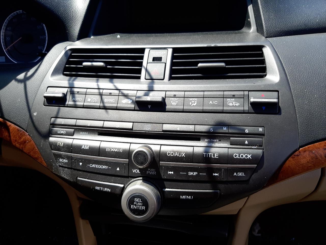 Photo 9 from auction – 2012 HONDA ACCORD EXL with VIN 1HGCP2F82CA060427