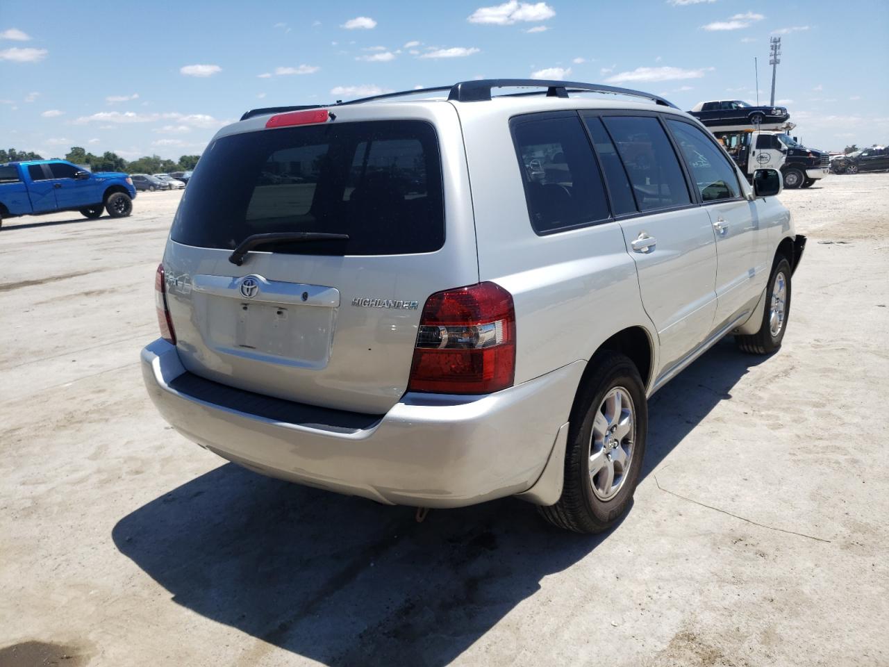 Photo 4 from auction – 2006 TOYOTA HIGHLANDER with VIN JTEGD21A760142971