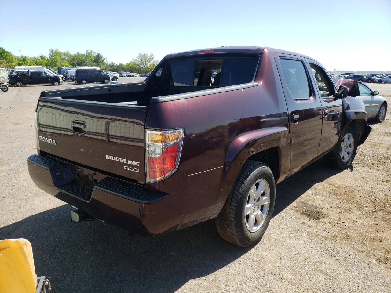 Photo 4 from auction – 2007 HONDA RIDGELINE with VIN 2HJYK16537H523973