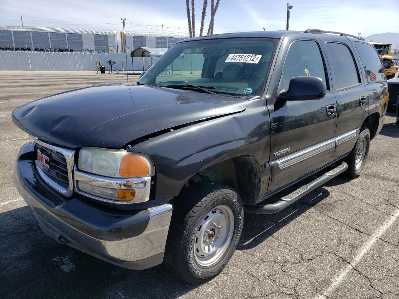 Photo 2 from auction – 2004 GMC YUKON with VIN 1GKEK13T24R195276