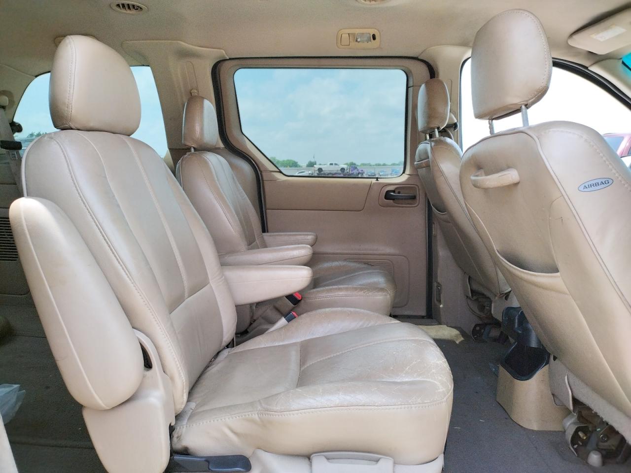 Photo 6 from auction – 2000 FORD WINDSTAR with VIN 2FMDA5344YBA72352
