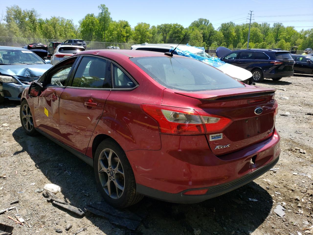Photo 3 from auction – 2014 FORD FOCUS SE with VIN 1FADP3F29EL333381