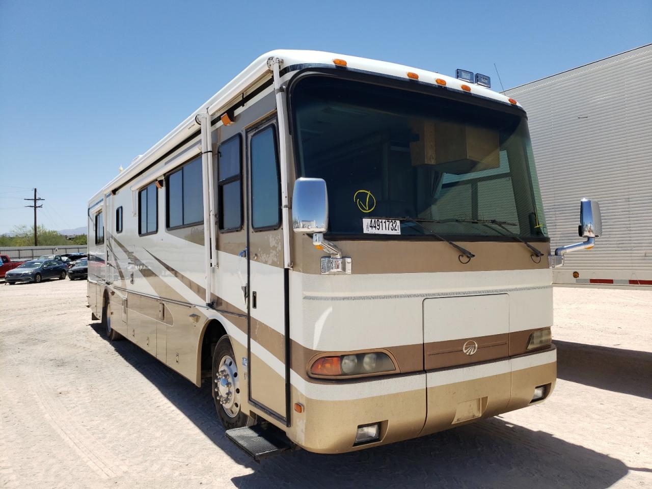 MNAC MOTORHOME 2000 with VIN 1RF120611Y1009254 - Photo from auction