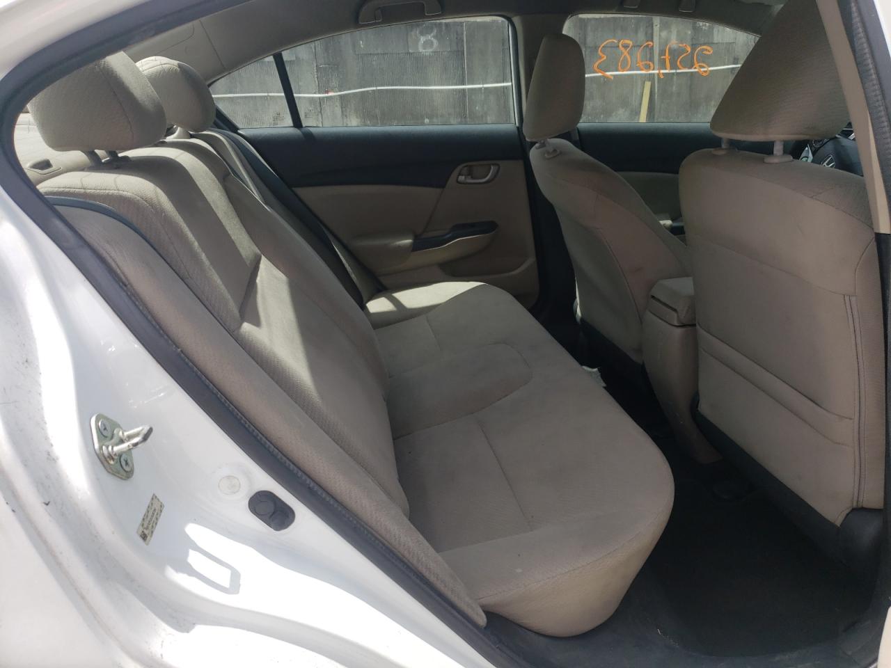 Photo 6 from auction – 2013 HONDA CIVIC LX with VIN 19XFB2F5XDE007697