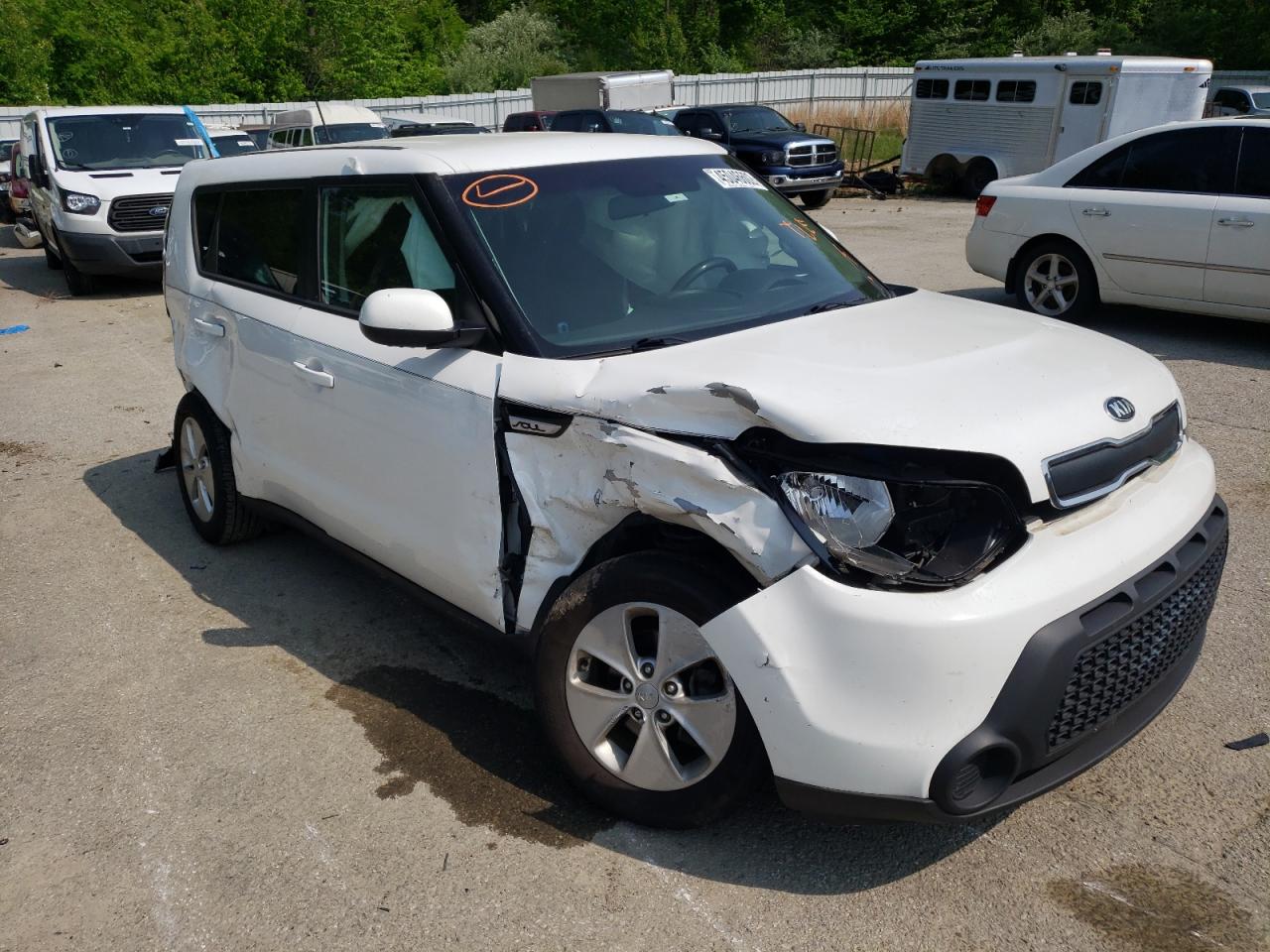 KIA SOUL 2015 with VIN KNDJN2A29F7150352 - Photo from auction
