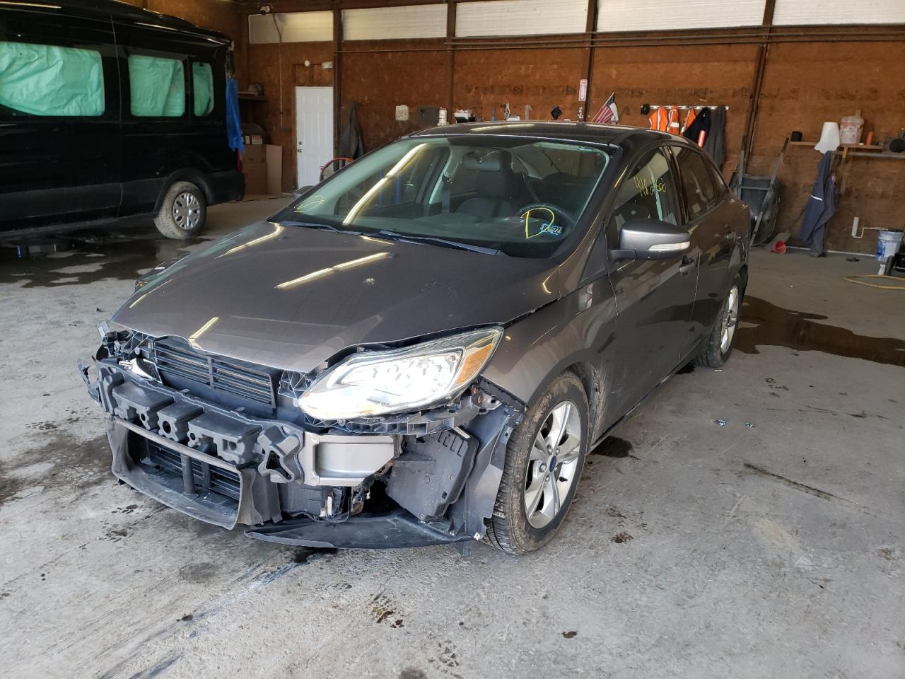 Photo 2 from auction – 2014 FORD FOCUS SE with VIN 1FADP3F27EL128576