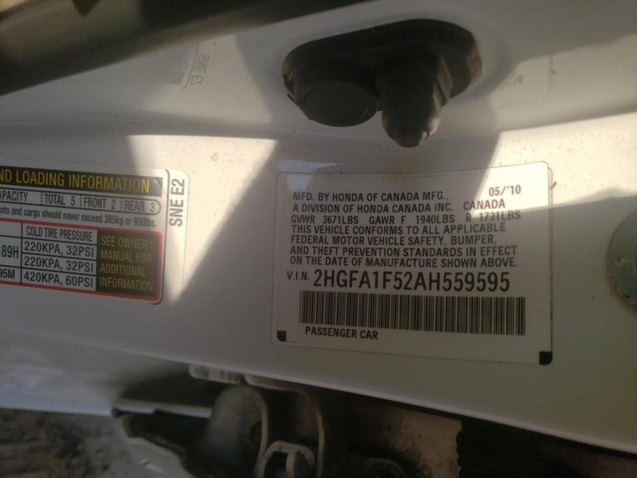 Photo 10 from auction – 2010 HONDA CIVIC LX with VIN 2HGFA1F52AH559595