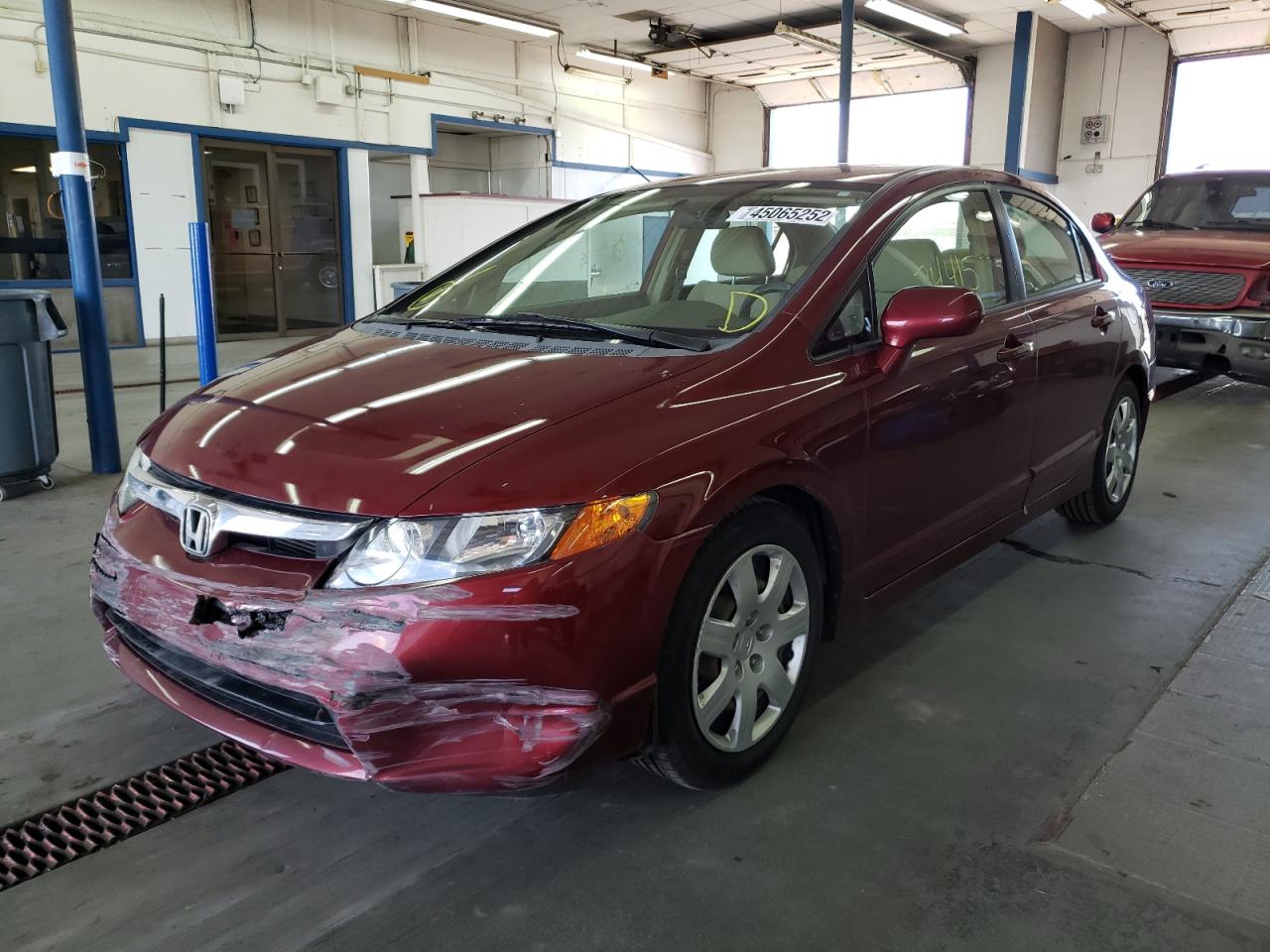 Photo 12 from auction – 2008 HONDA CIVIC LX with VIN 1HGFA16508L006005
