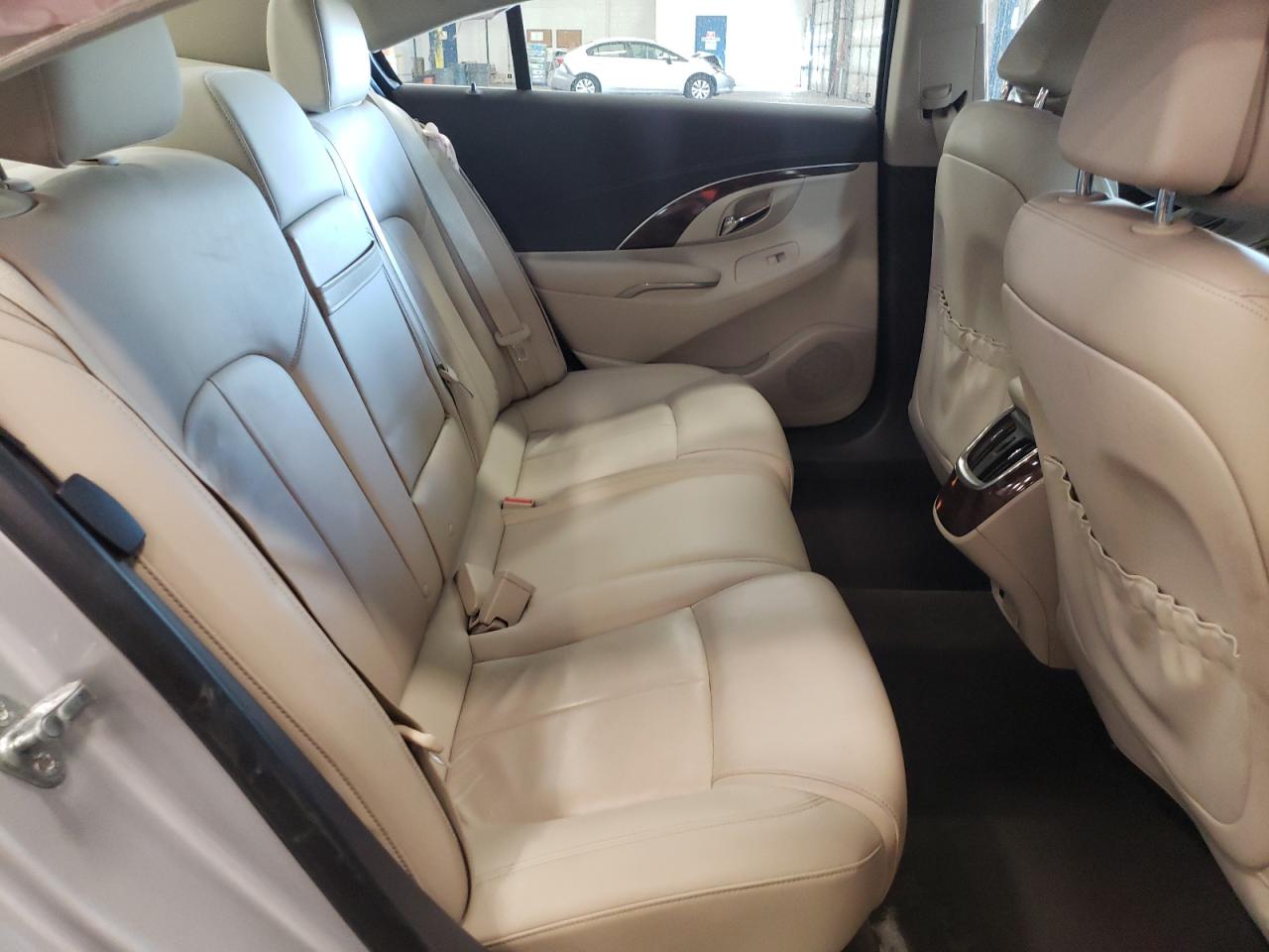 Photo 6 from auction – 2014 BUICK LACROSSE with VIN 1G4GB5G33EF164784