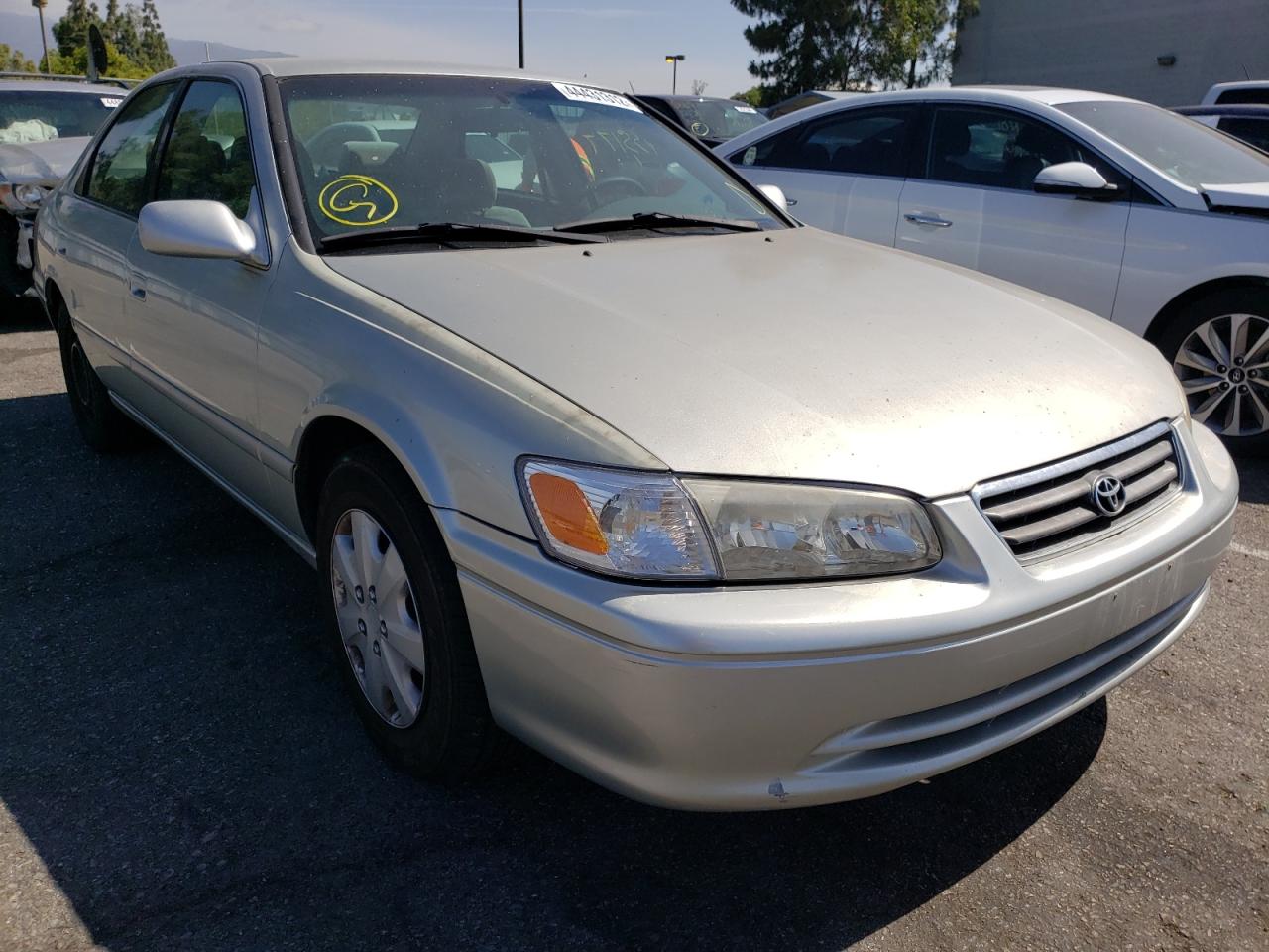 TOYOTA CAMRY CE 2000 with VIN JT2BG22K5Y0387356 - Photo from auction