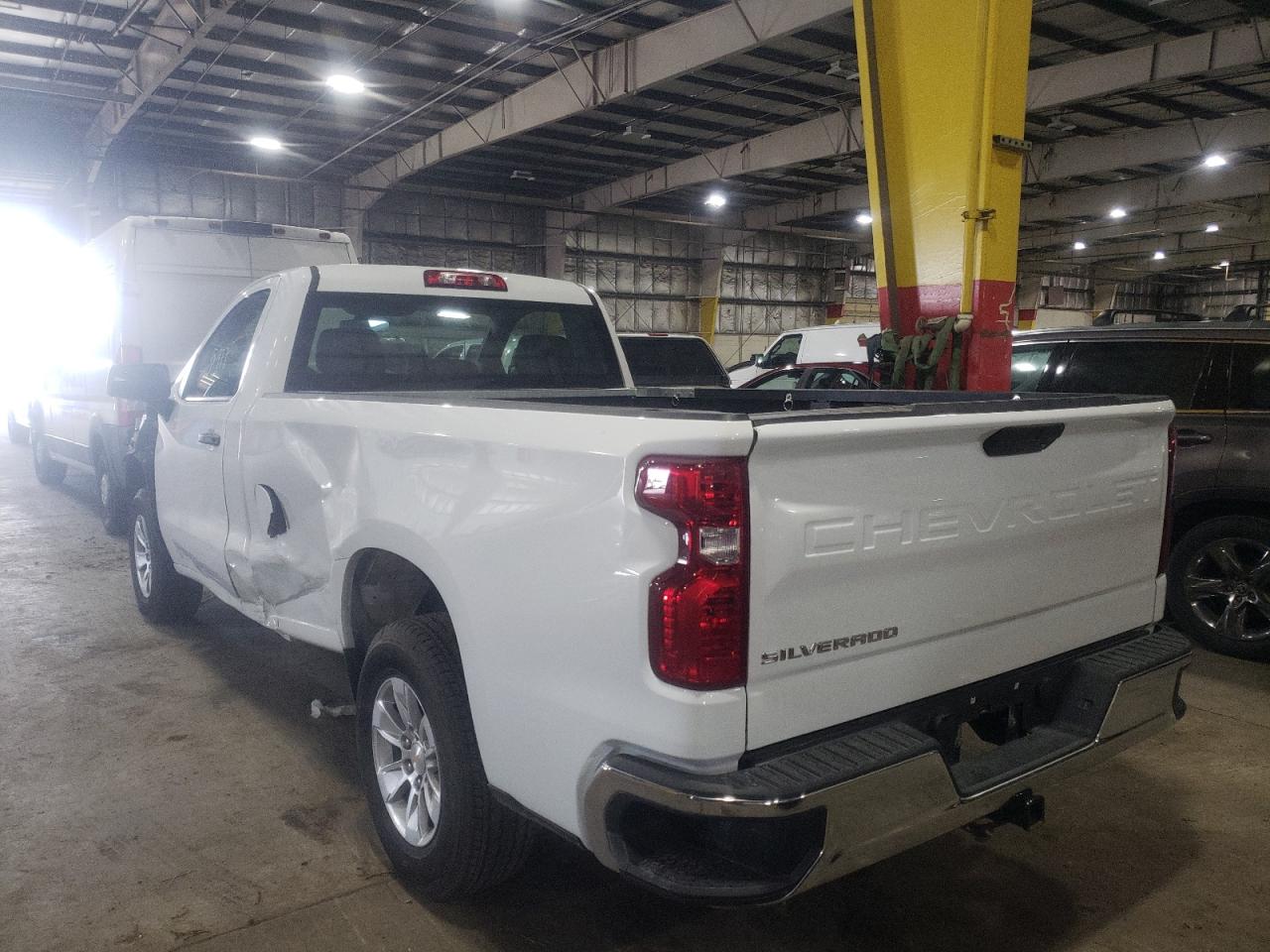 Photo 3 from auction – 2021 CHEVROLET SILVERADO with VIN 3GCNWAEF7MG393262