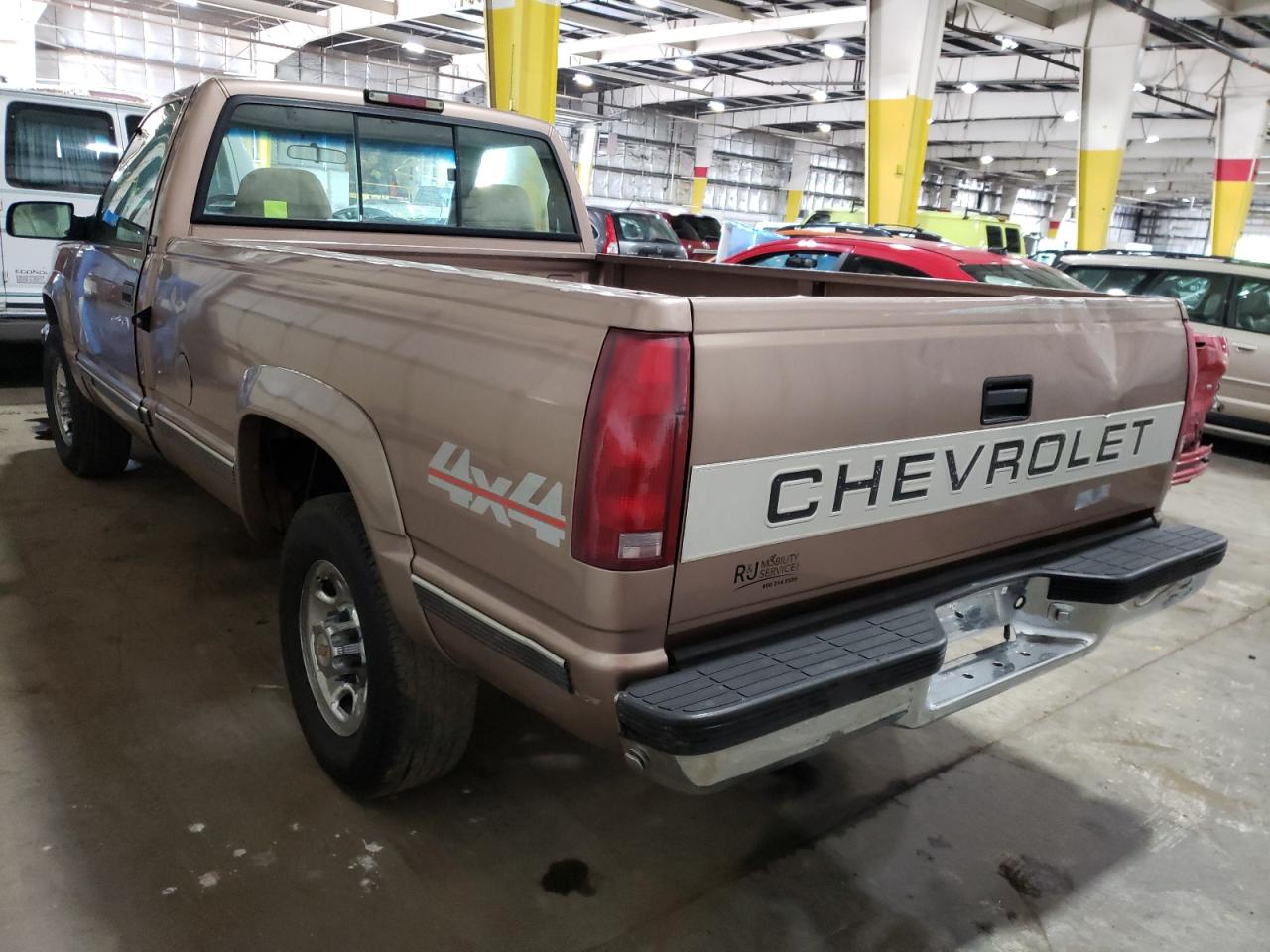 Photo 3 from auction – 1995 CHEVROLET GMT-400 K3 with VIN 1GCHK34N0SE190862