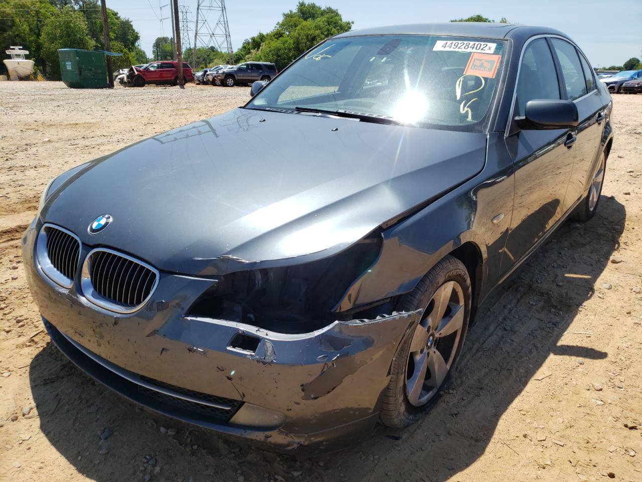 Photo 2 from auction – 2008 BMW 528 XI with VIN WBANV13588CZ53406