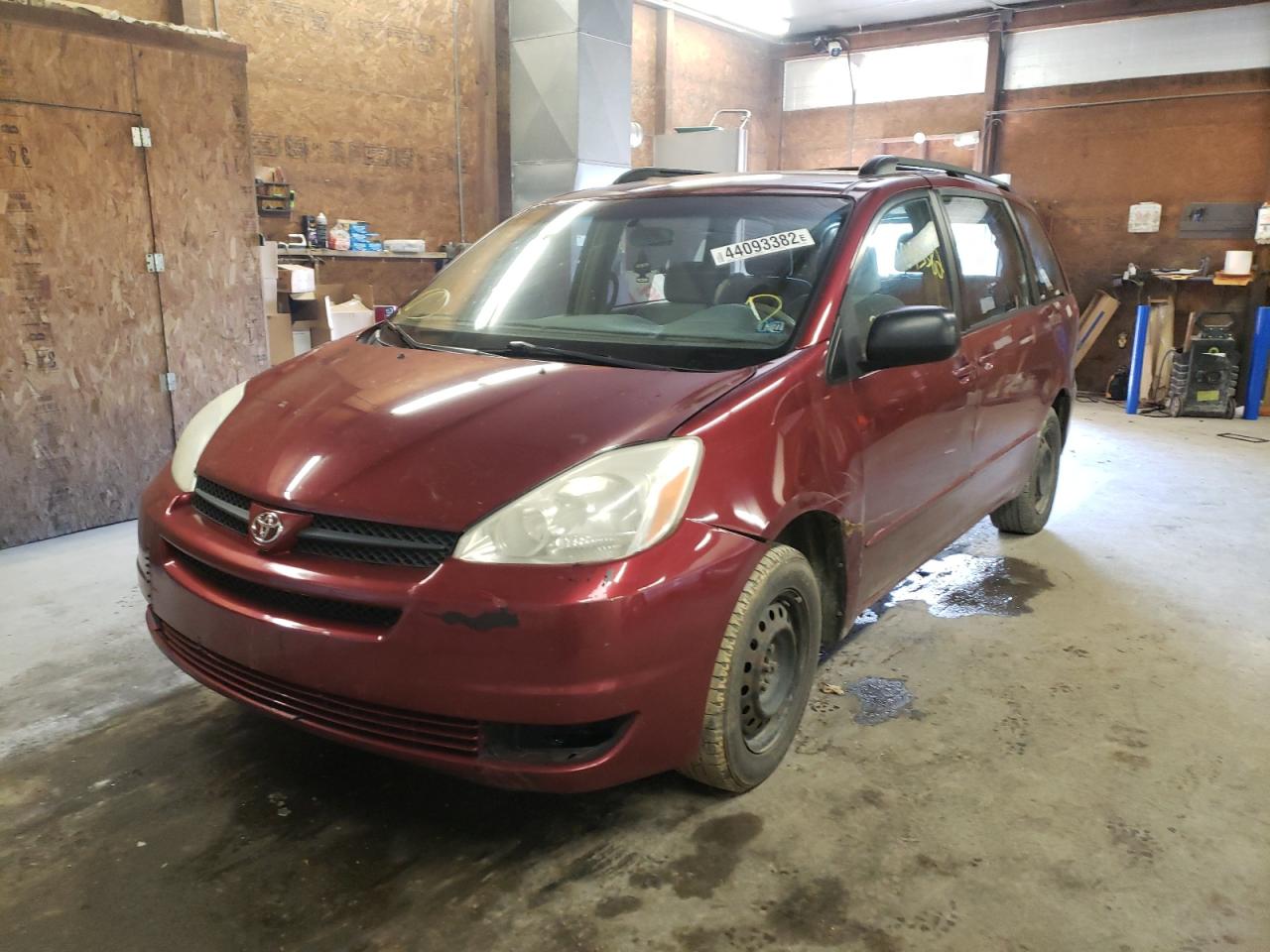 Photo 2 from auction – 2004 TOYOTA SIENNA CE with VIN 5TDZA23CX4S012956