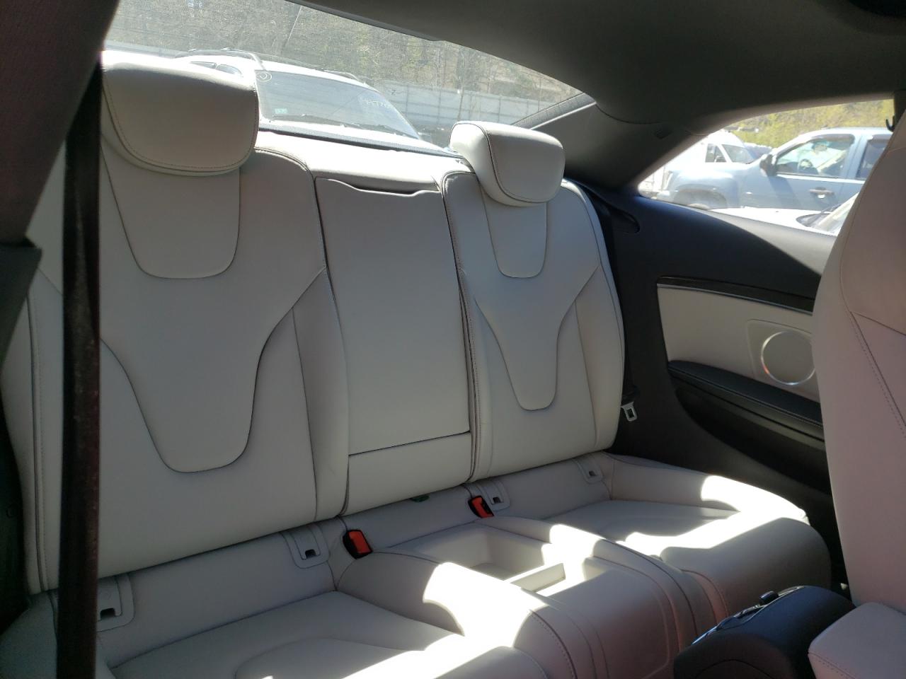 Photo 6 from auction – 2013 AUDI RS5 with VIN WUAC6AFR6DA900511