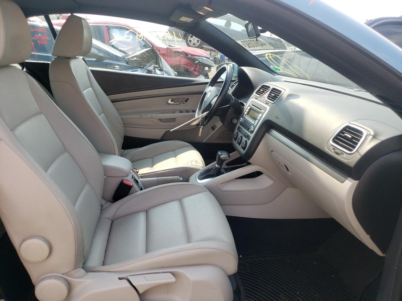 Photo 5 from auction – 2009 VOLKSWAGEN EOS TURBO with VIN WVWBA71F19V009565