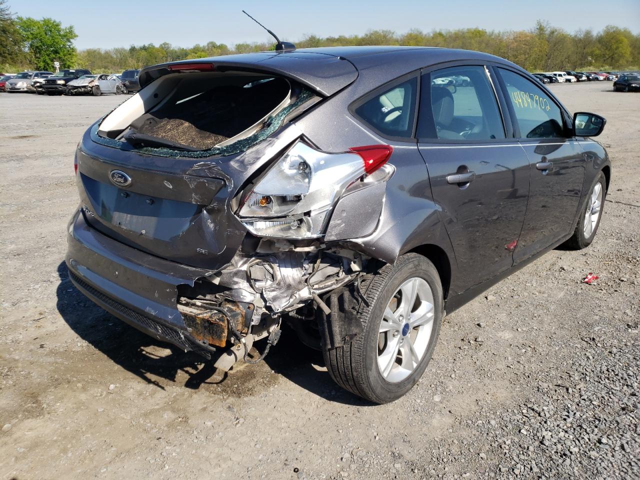 Photo 4 from auction – 2014 FORD FOCUS SE with VIN 1FADP3K22EL309011