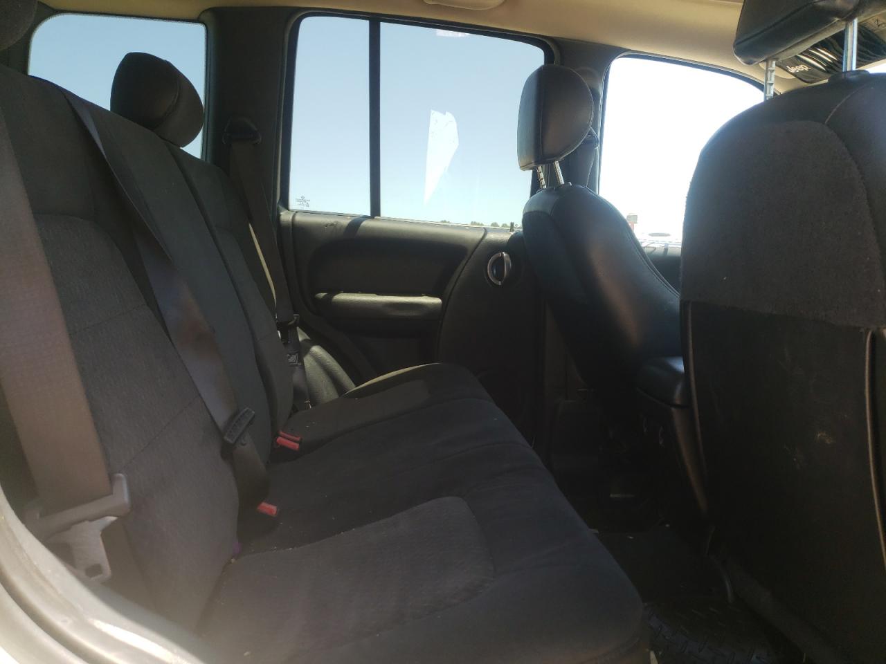 Photo 6 from auction – 2003 JEEP LIBERTY LI with VIN 1J4GL58K73W710243