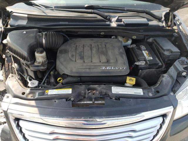 Photo 7 from auction – 2012 CHRYSLER TOWN & COU with VIN 2C4RC1GG8CR363390