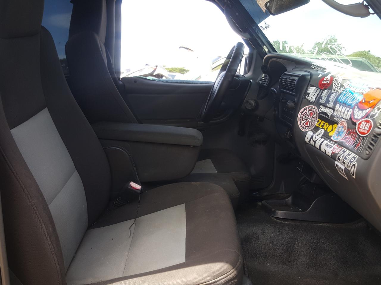 Photo 5 from auction – 2004 FORD RANGER with VIN 1FTYR10E84PB07580