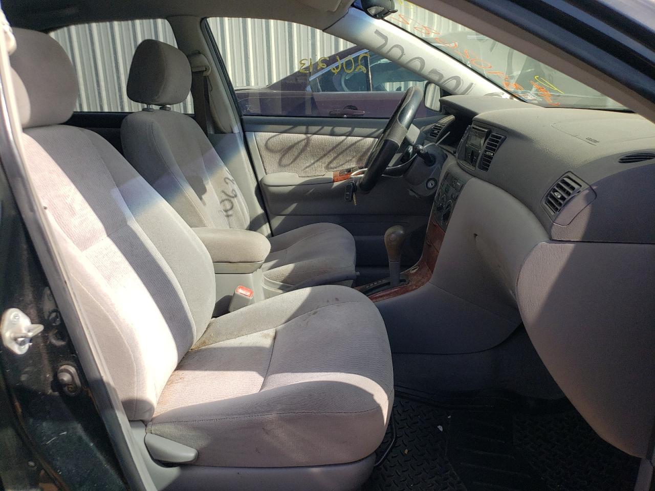 Photo 5 from auction – 2005 TOYOTA COROLLA CE with VIN 1NXBR32E85Z354949