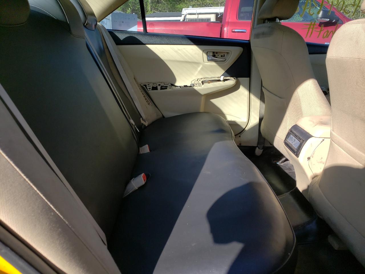 Photo 6 from auction – 2015 TOYOTA CAMRY HYBR with VIN 4T1BD1FK2FU146070