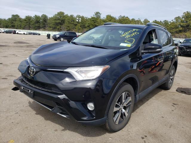 Photo 2 from auction – 2017 TOYOTA RAV4 XLE with VIN 2T3RFREV3HW595495