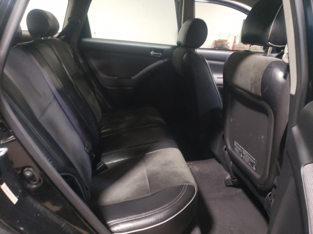 Photo 6 from auction – 2003 TOYOTA MATRIX with VIN 2T1KR32E23C093722