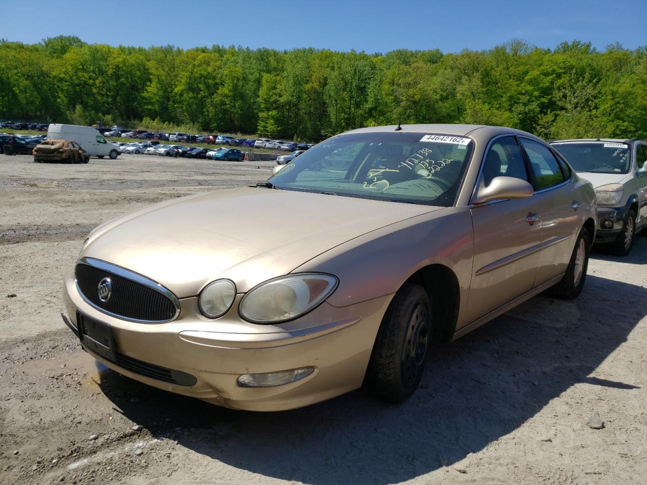 Photo 2 from auction – 2005 BUICK LACROSSE C with VIN 2G4WD532751233437