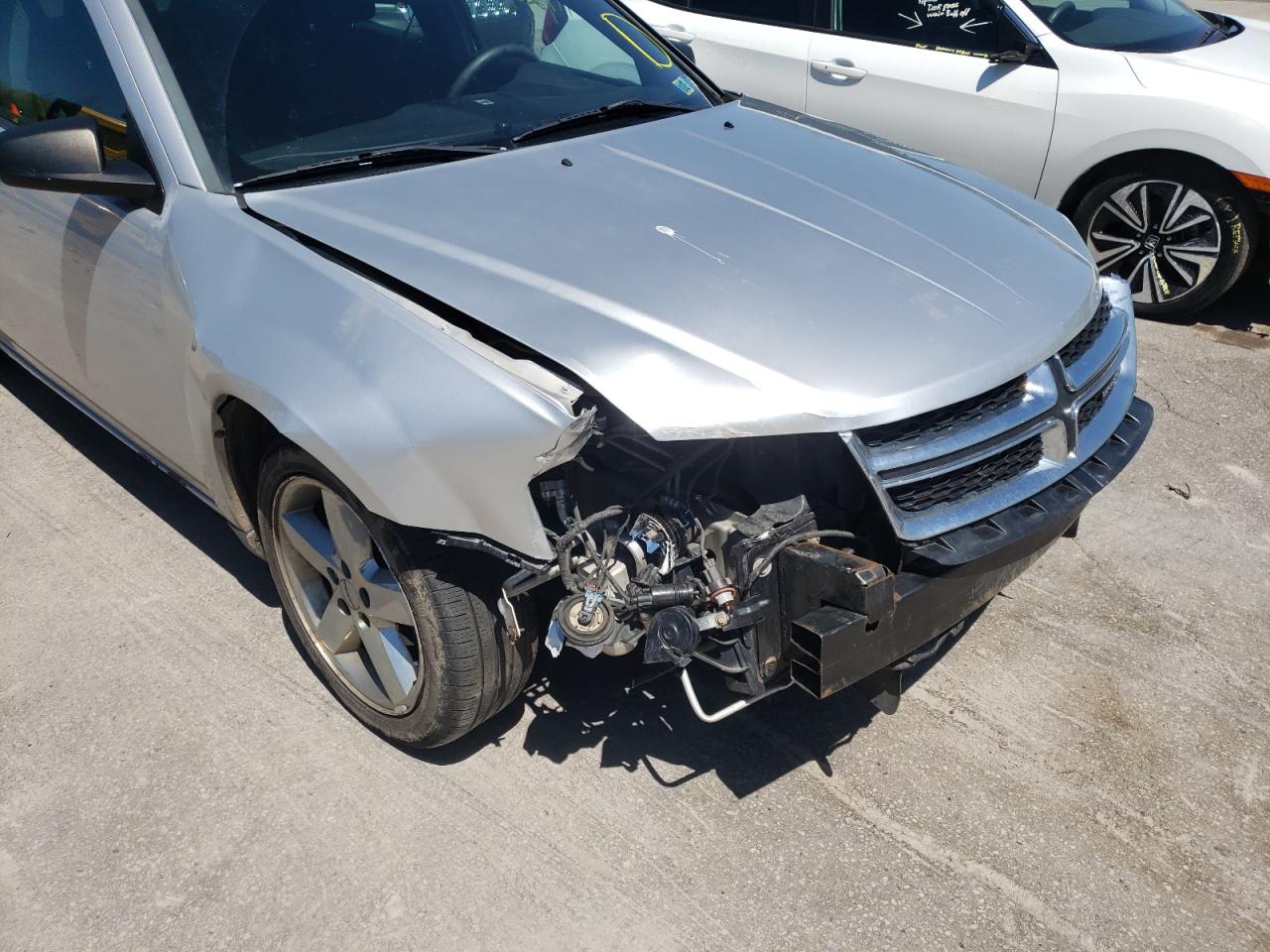 Photo 9 from auction – 2012 DODGE AVENGER SE with VIN 1C3CDZAB4CN235342