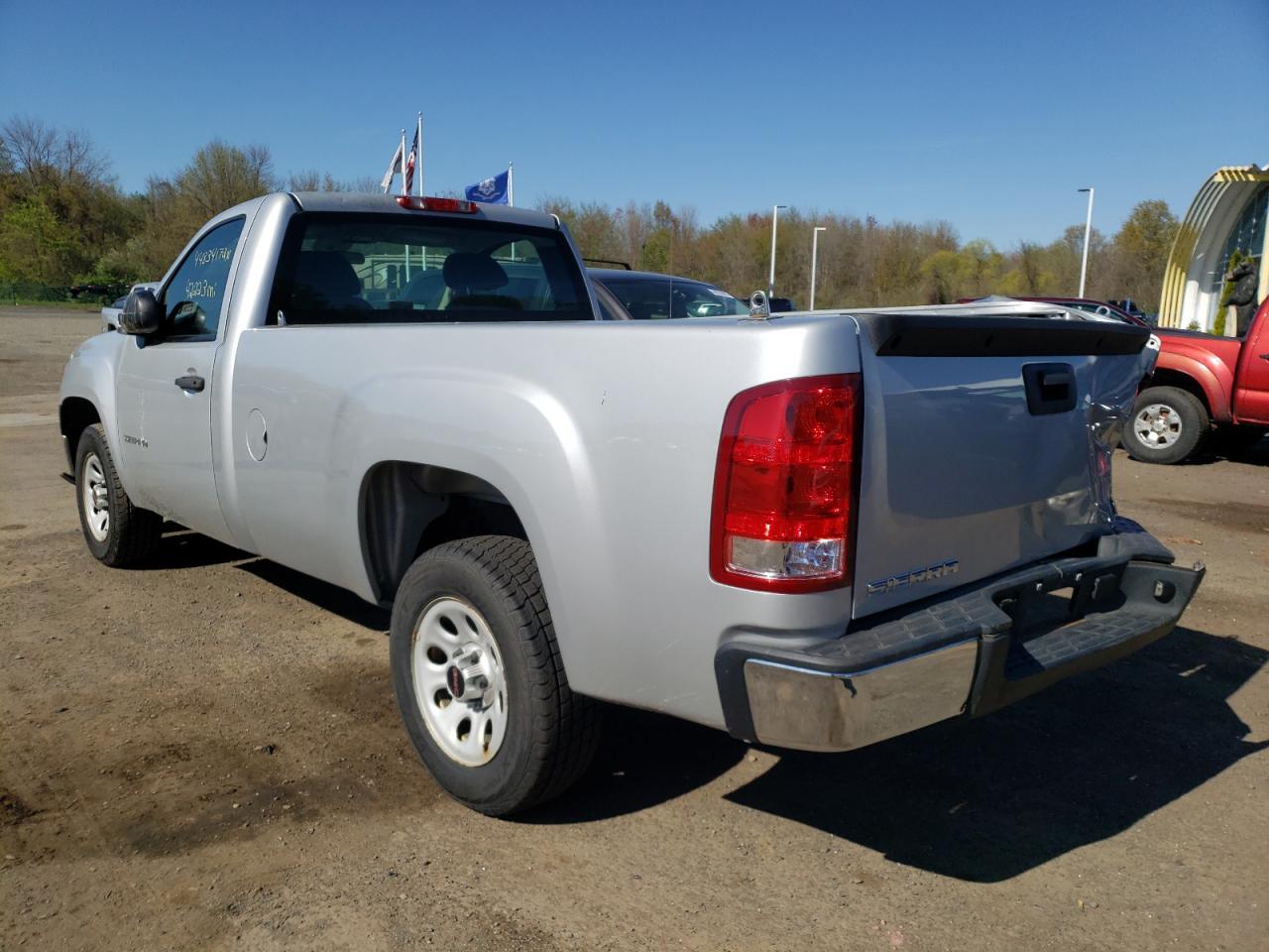 Photo 3 from auction – 2013 GMC SIERRA C15 with VIN 1GTN1TEX7DZ193193