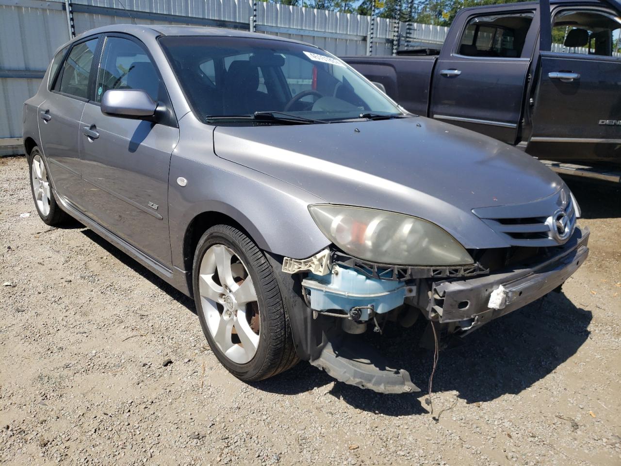 MAZDA 3 HATCHBAC 2004 with VIN JM1BK343441196856 - Photo from auction