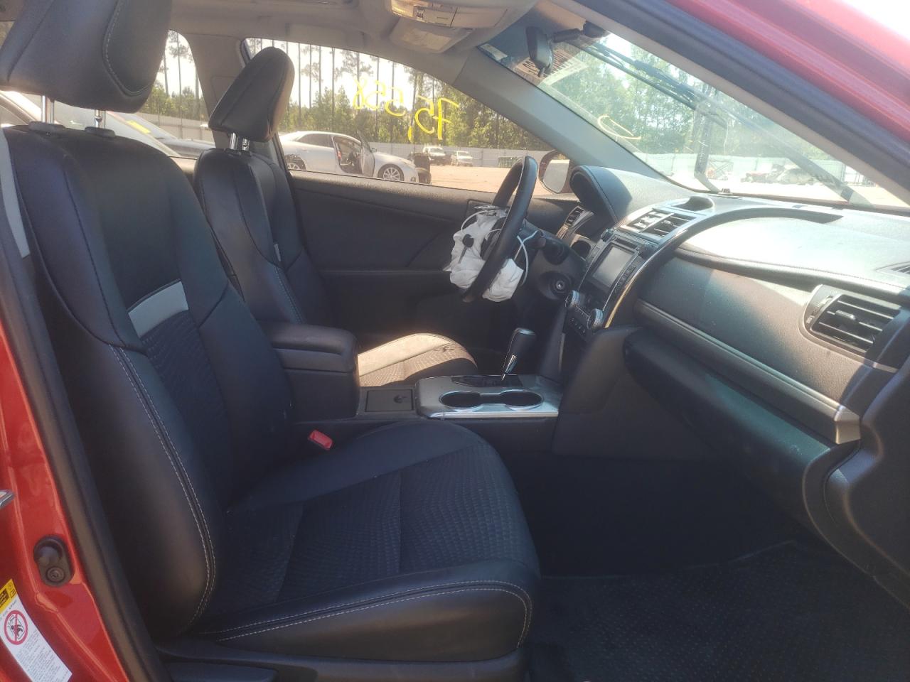 Photo 5 from auction – 2014 TOYOTA CAMRY L with VIN 4T1BF1FK4EU843846