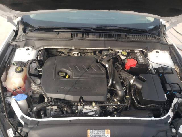 Photo 7 from auction – 2016 FORD FUSION SE with VIN 3FA6P0HD2GR381010