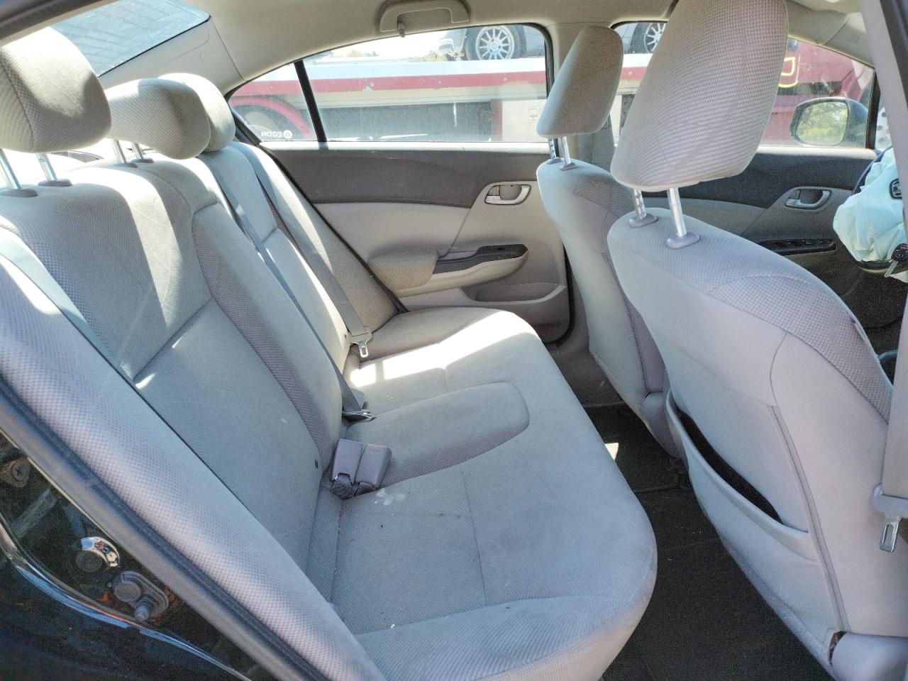 Photo 6 from auction – 2012 HONDA CIVIC LX with VIN 19XFB2F58CE374385