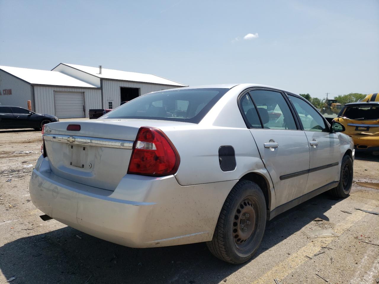 Photo 4 from auction – 2005 CHEVROLET MALIBU with VIN 1G1ZS52F75F193051