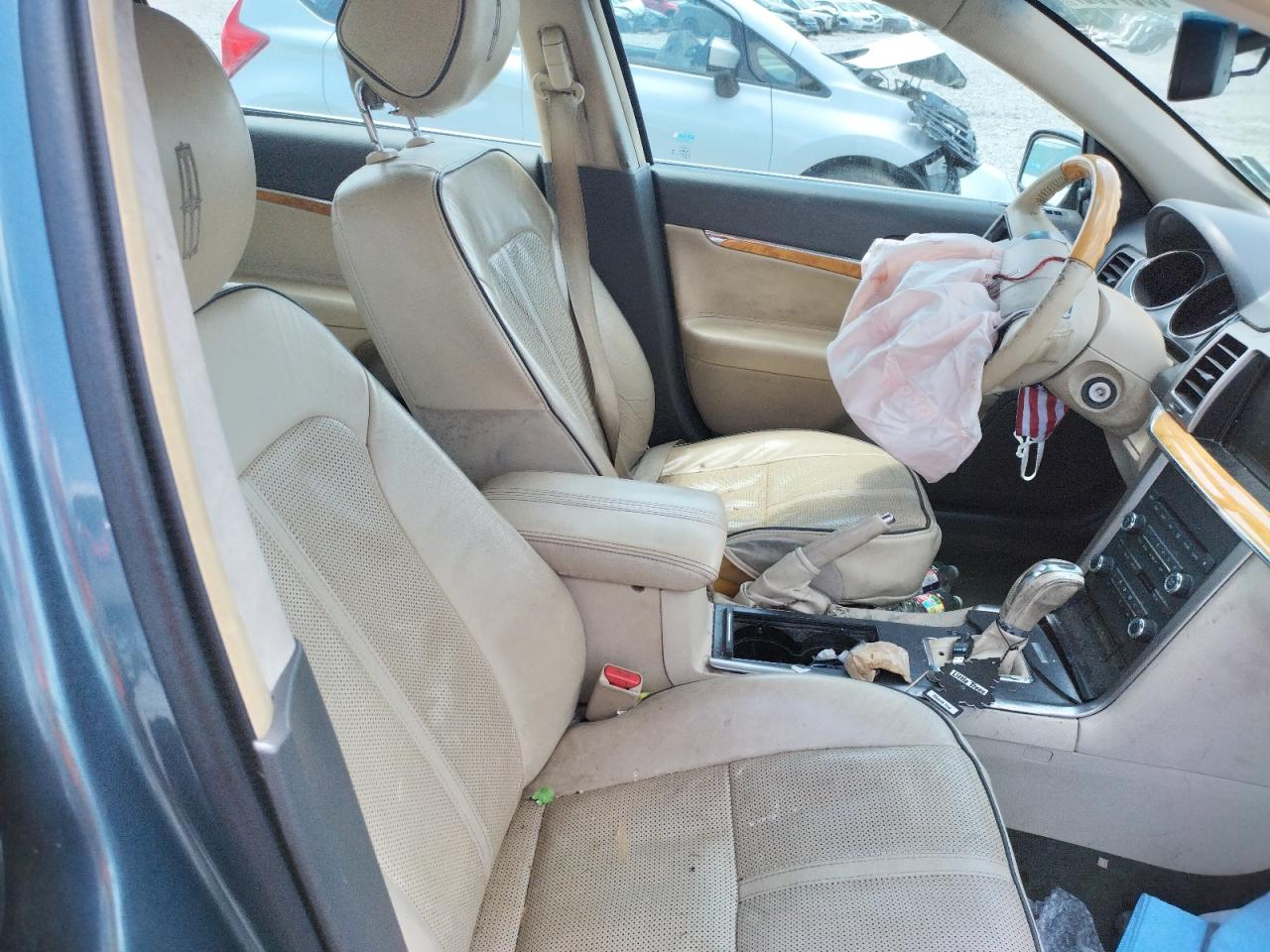 Photo 5 from auction – 2012 LINCOLN MKZ with VIN 3LNHL2GC2CR813295