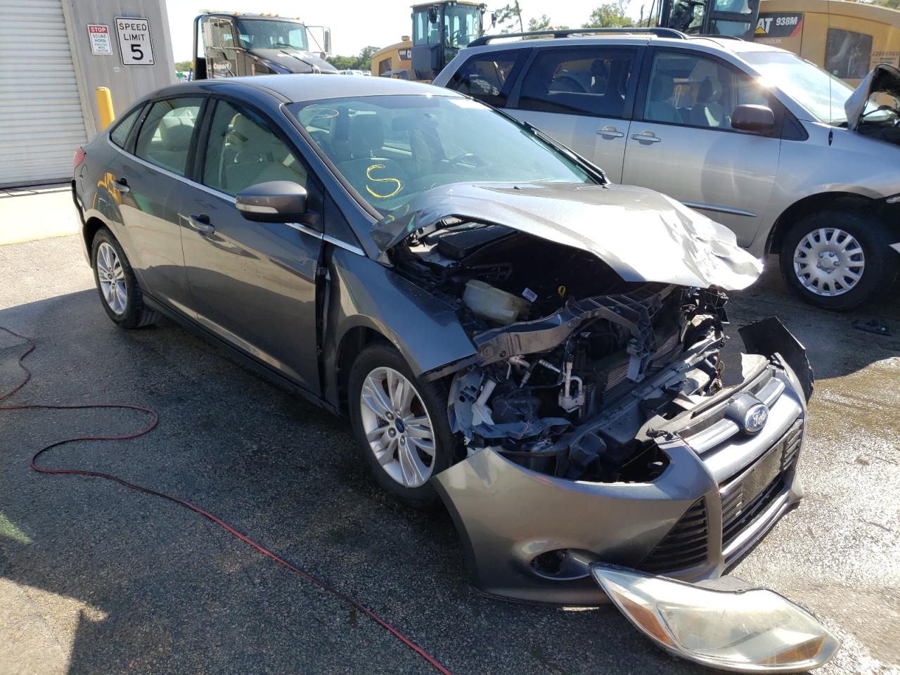 FORD FOCUS SEL 2012 with VIN 1FAHP3H20CL324791 - Photo from auction