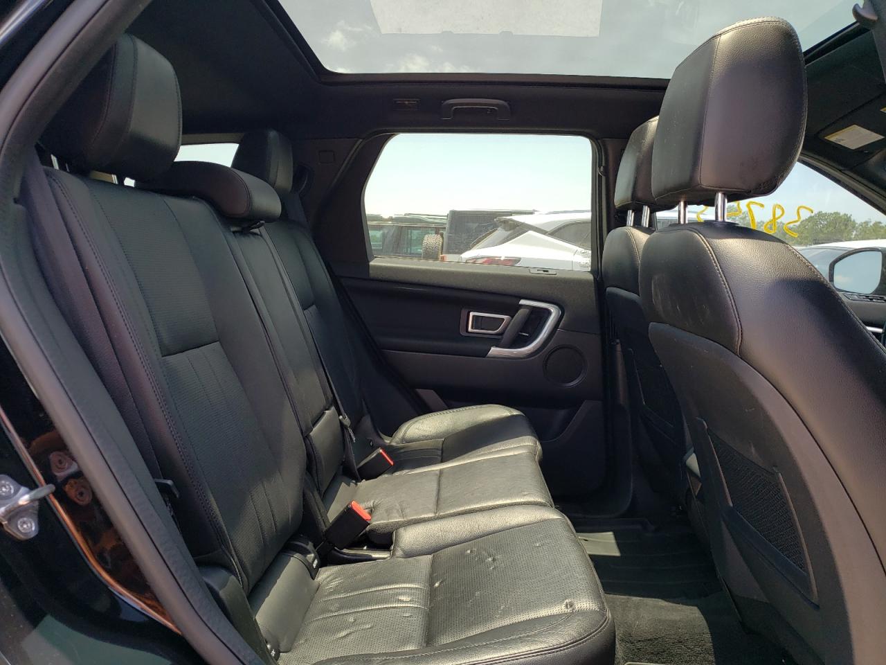 Photo 6 from auction – 2019 LAND ROVER DISCOVERY with VIN SALCR2FX1KH808017