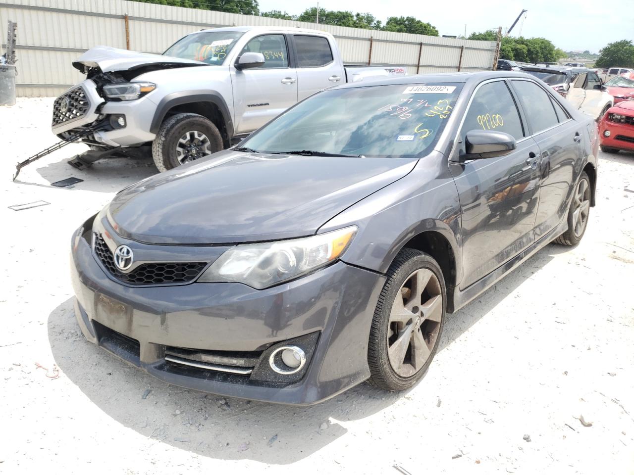Photo 2 from auction – 2014 TOYOTA CAMRY L with VIN 4T1BF1FK8EU423247